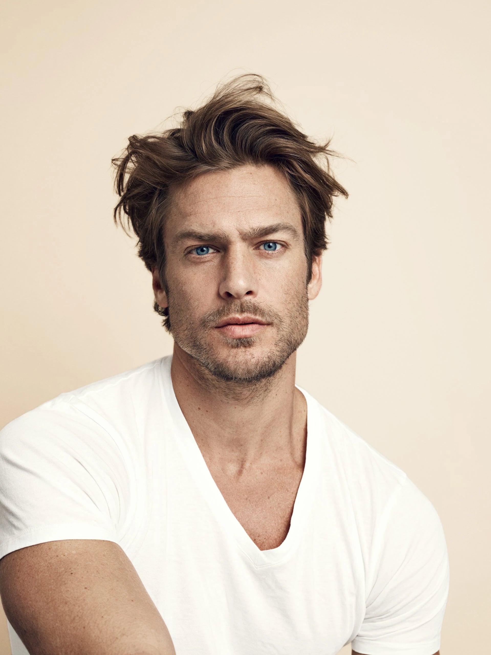 Herren & Juniors — Haarschnitt, Styling, Farbe & Kuren.